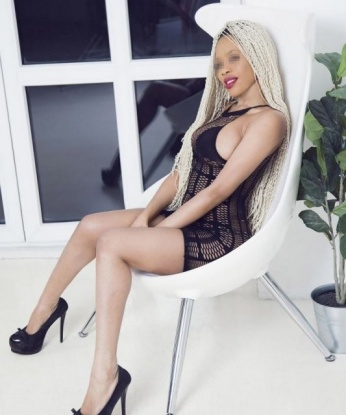 Таяна, 25